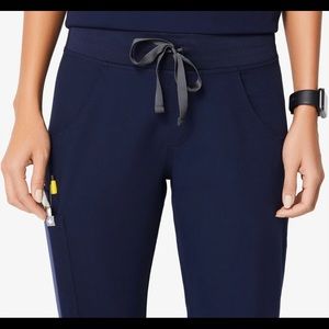 FIGS Kade Cargo Scrub Pants